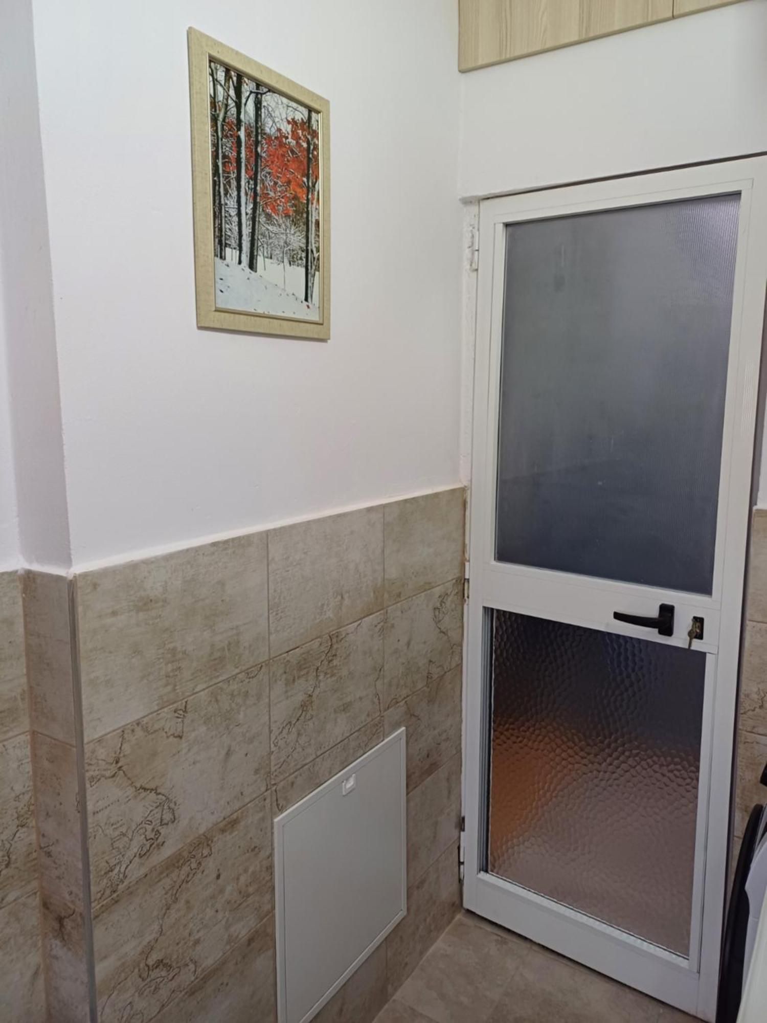 Apartamenti Vero ติรานา ภายนอก รูปภาพ