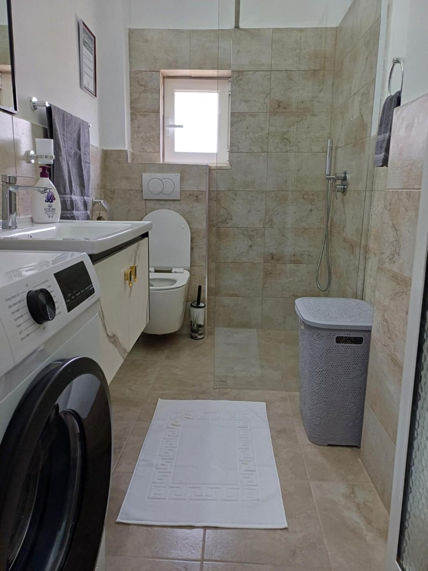 Apartamenti Vero ติรานา ภายนอก รูปภาพ